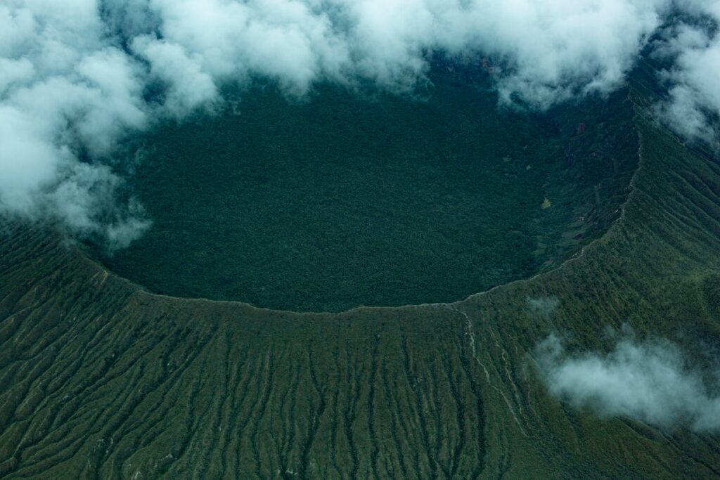 mount longonot crater