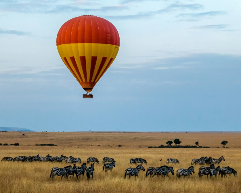 hot air balloon in masai mara