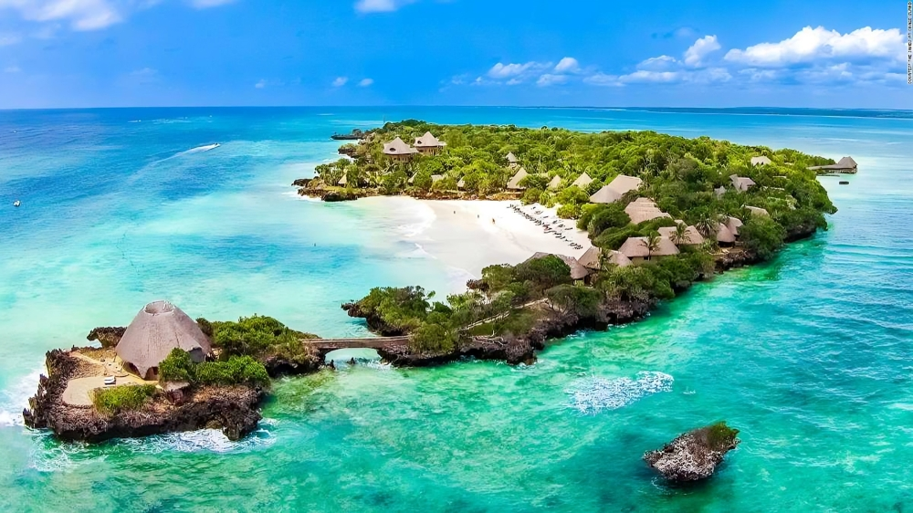 Funzi Island day tour